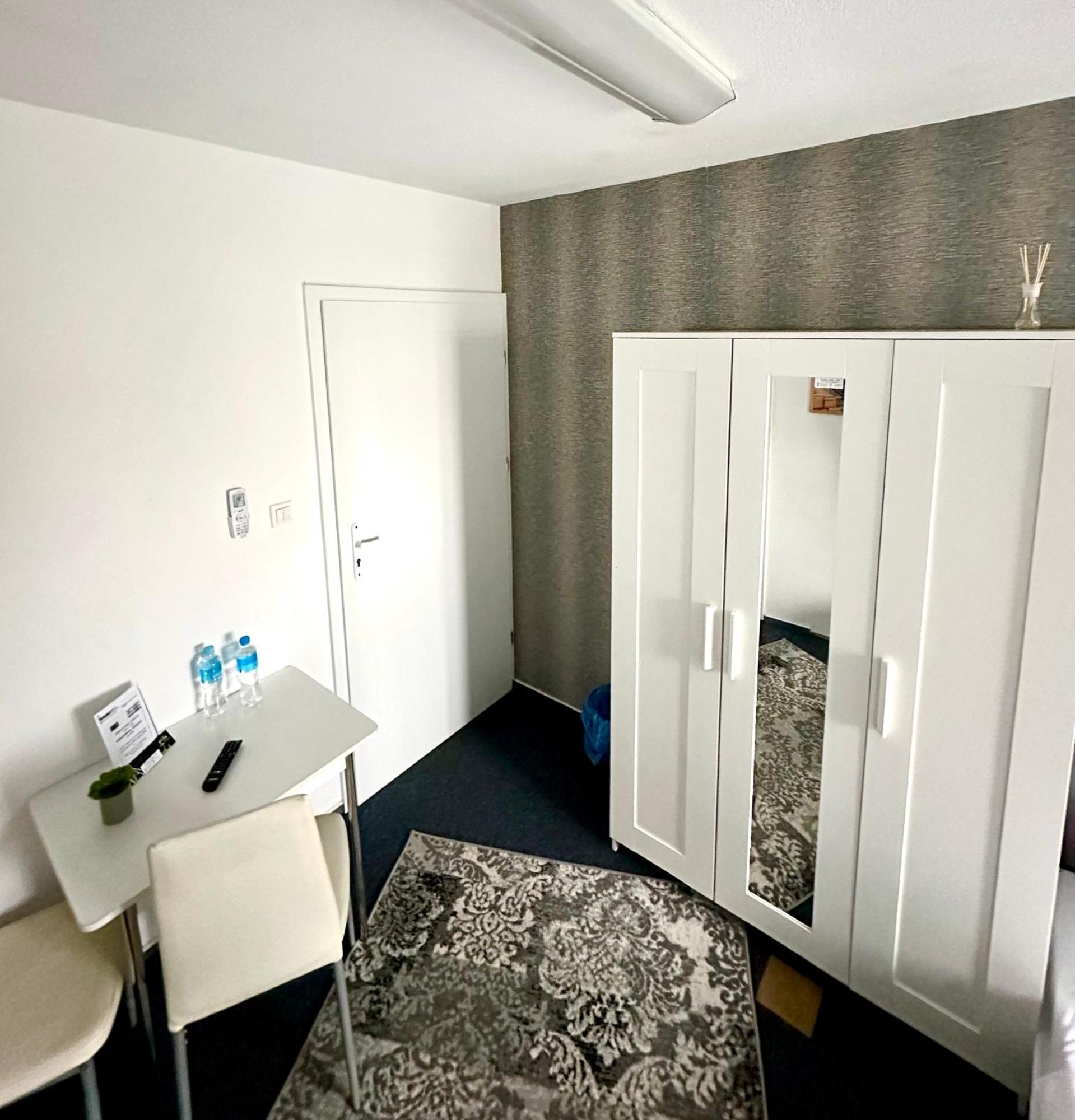 Hotel apartamentowy Place Wrocław